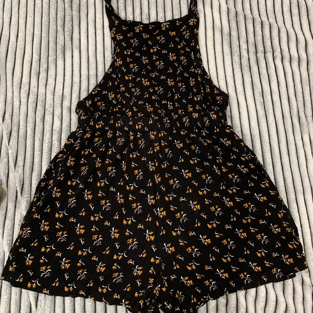 Floral Black and Orange Flower Romper Size S